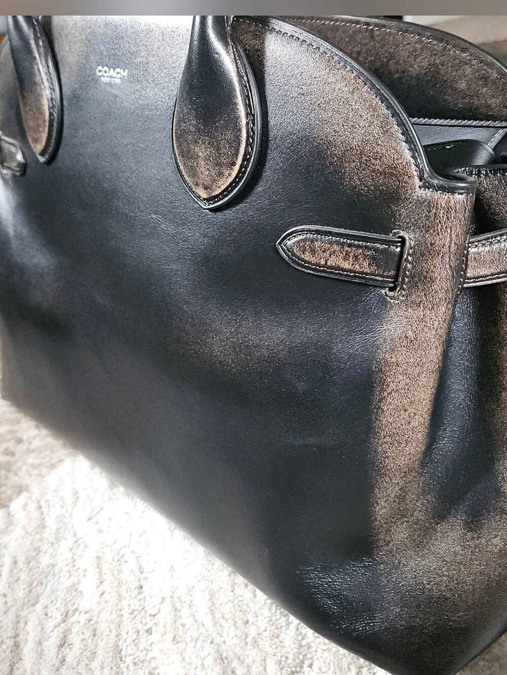 Coach Empire 40 Loved Leather - Picture 4 of 16